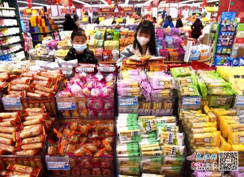 撫州市前三季度消費(fèi)品市場穩(wěn)健向好，日用品銷售彰顯活力